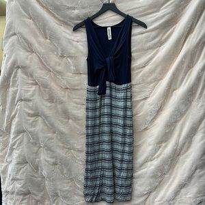 Sweet bow detail midi